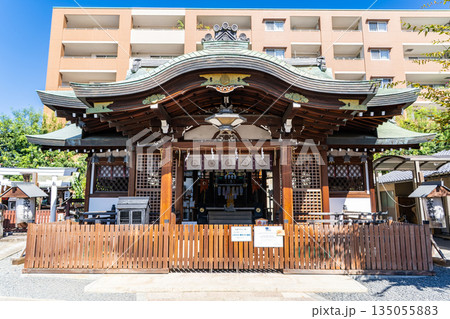 王城を守る四神のひとつ玄武の名を冠する 玄武神社(京都の北方を鎮護)拝殿 やすらい祭発祥の地 王城を守る四神のひとつ玄武の名を冠する 玄武神社(京都の北方を鎮護)拝殿 やすらい祭発祥の地 135055883