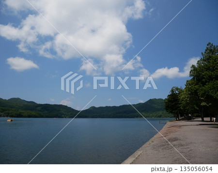 夏の空と湖 夏の空と湖 135056054
