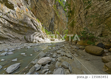 Inside impressions of the Lengarica canyon 135063451