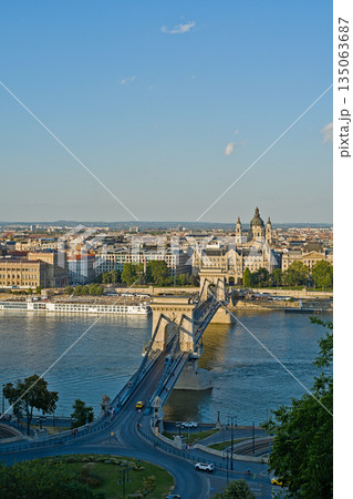 The Chain Bridge in Budapest 135063687