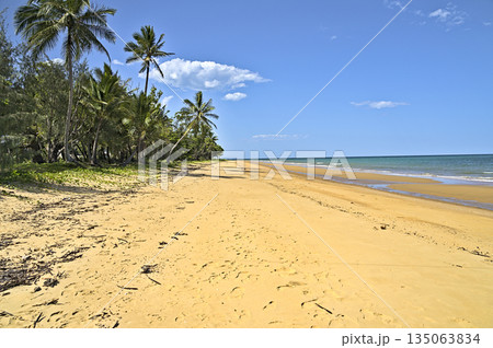Trinity Beach on the East coast of Australia Trinity Beach on the East coast of Australia 135063834
