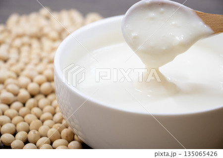 豆乳ヨーグルト 豆乳ヨーグルト 135065426
