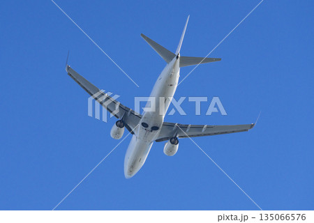飛行機 135066576