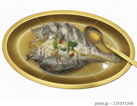 本場中国料理・清蒸黄花魚（黄愚痴をあっさりと蒸し上げた一品） 135071306