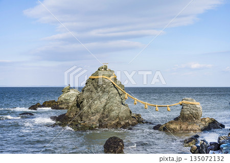 伊勢二見浦、夫婦岩 伊勢二見浦、夫婦岩 135072132