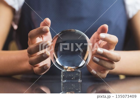 A clairvoyance woman at work A clairvoyance woman at work 135073409