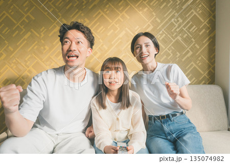 family trip　撮影協力：伊東小涌園 135074982