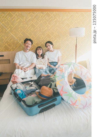 family trip 撮影協力:伊東小涌園 family trip 撮影協力:伊東小涌園 135075000