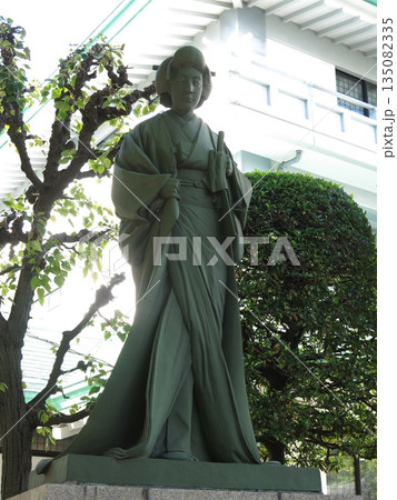 目黒区の正覚寺にある三沢初子像 目黒区の正覚寺にある三沢初子像 135082335
