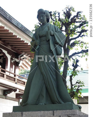 目黒区の正覚寺にある三沢初子像 135082336