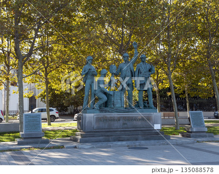 August 22 2025 Monument to port workers in Novorossiysk Russia on the Black Sea coast. Public memorial honoring maritime labor and port history August 22 2025 Monument to port workers in Novorossiysk Russia on the Black Sea coast. Public memorial honoring maritime labor and port history 135088578