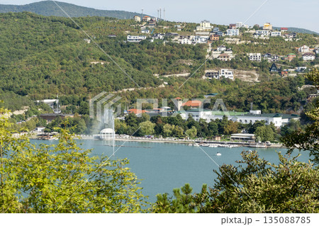 August 19, 2025 The promenade along Lake Abrau-Dyurso with calm water, greenery, and scenic surroundings 135088785
