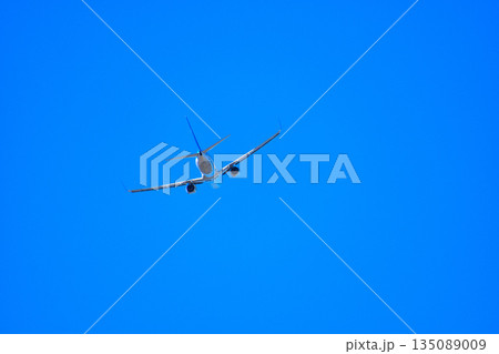 離陸　旅客機 135089009