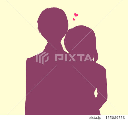 スーツを着た寄り添う男女　恋愛　シルエット 135089758