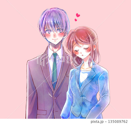 スーツを着た寄り添う男女　恋愛 135089762