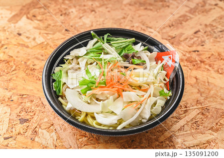 レンジで温める簡単野菜タンメン レンジで温める簡単野菜タンメン 135091200