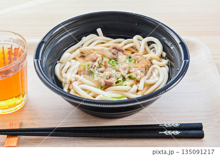 レンジで温めて美味しい肉うどん 135091217