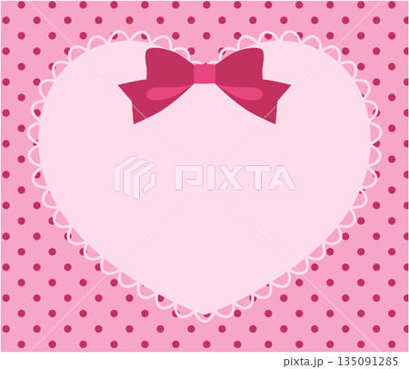 リボンがついたかわいいハートのレースフレームのベクターイラスト。ドット、ラブリー 135091285