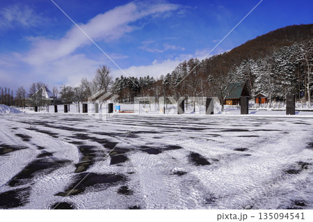 雪のいわみざわ公園の駐車場 雪のいわみざわ公園の駐車場 135094541