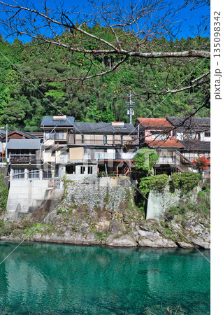 仁淀川町池川地区の町並み 135098342