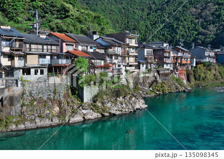 仁淀川町池川地区の町並み 135098345