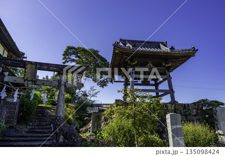 四国八十八箇所34番　種間寺　鐘楼　高知県高知市 135098424