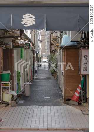 【月島　路地】 135101014
