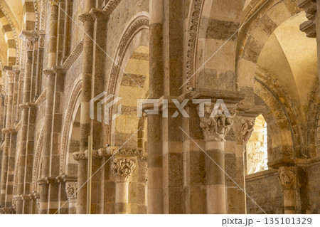 Romanesque architecture inside Vezelay Basilica church, France Romanesque architecture inside Vezelay Basilica church, France 135101329