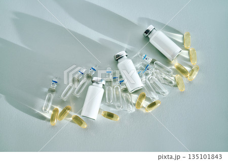 Medical vials, ampoules, and capsules for healthcare treatment Medical vials, ampoules, and capsules for healthcare treatment 135101843