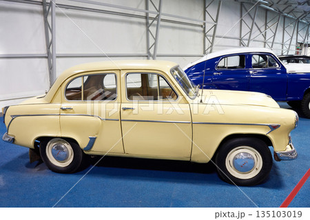 Moskvitch 403 retro russian compact car Moskvitch 403 retro russian compact car 135103019