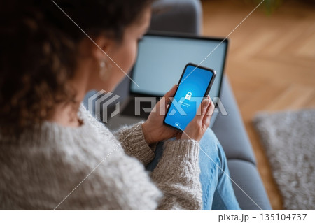 Enabling two-factor authentication by an IT specialist while using a laptop in a modern office setting Enabling two-factor authentication by an IT specialist while using a laptop in a modern office setting 135104737