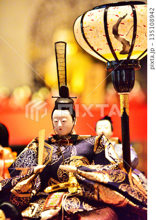 奈良県 壺阪寺のひな人形 135108942