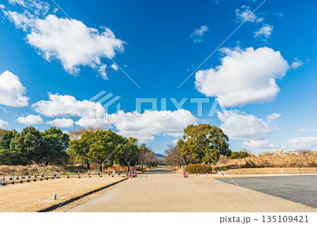 国営平城宮跡歴史公園　世界遺産古都奈良の文化財　奈良市 135109421