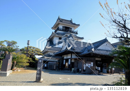 高知城 天守閣と本丸御殿 高知城 天守閣と本丸御殿 135112819