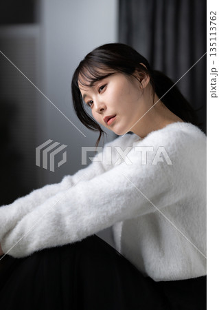笑顔の女性ポートレート 笑顔の女性ポートレート 135113762