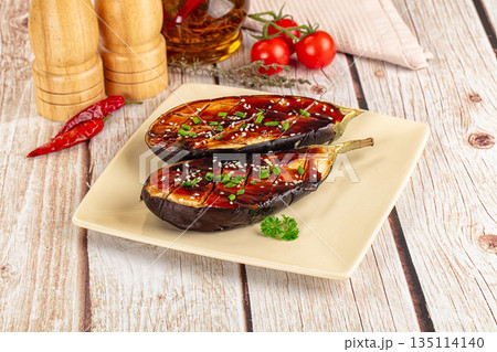 Baked eggplant with teriyaki sause Baked eggplant with teriyaki sause 135114140