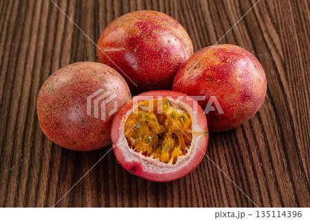 Ripe sweet juicy exotic maracuya 135114396