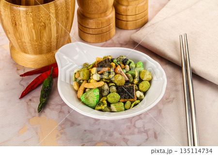 Japanese snack - Wasabi endo arare cracker 135114734