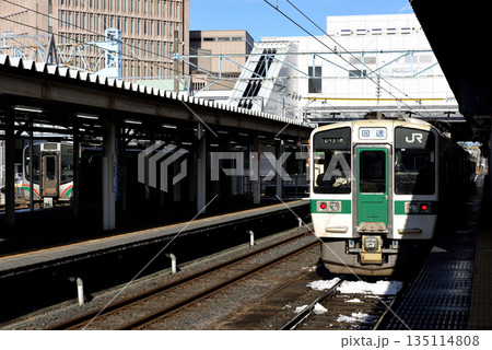 山形線719系5000番台回送電車 135114808