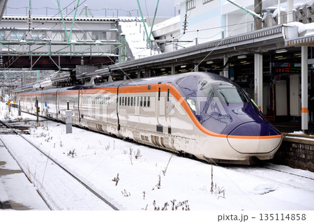 山形新幹線E8系G13編成つばさ123号 山形新幹線E8系G13編成つばさ123号 135114858
