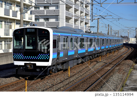 仙石線を走るE131系800番台普通電車4両 仙石線を走るE131系800番台普通電車4両 135114994