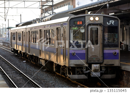 東北線701系普通電車2両 135115045