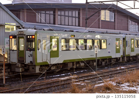 釜石線キハ100系普通列車 135115058