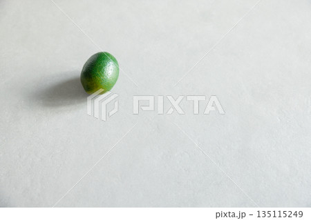 グレーのセラミック天板 135115249