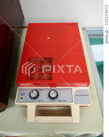 ポータブルレコードプレイヤー 135115411