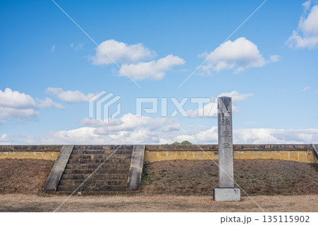 国営平城宮跡歴史公園 第二次大極殿跡 奈良市 国営平城宮跡歴史公園 第二次大極殿跡 奈良市 135115902