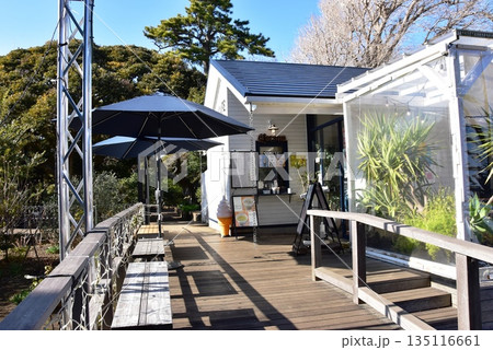 神奈川県藤沢市　江の島サムエル・コッキング苑のロンカフェ 135116661