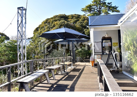 神奈川県藤沢市　江の島サムエル・コッキング苑のロンカフェ 135116662
