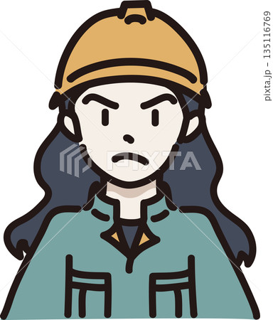 ヘルメットをかぶり作業服を着た怒った表情の女性のイラスト　緑色の制服 135116769