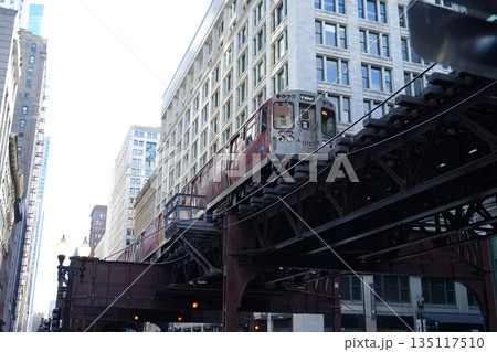 Chicago downtown railway 135117510